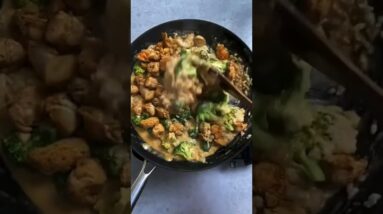 Chicken and Broccoli #shorts #chicken #broccoli #recipe