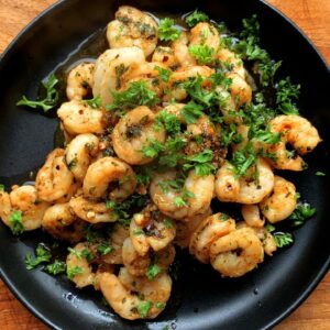 I made these BUTTER GARLIC PRAWNS for my Father in law. Father In Law Prawns anyone? 😂