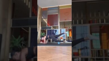 Pilates Workout with Foam Roller!