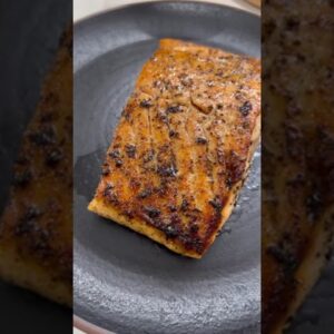 Crispy Skin Salmon #shorts #salmon #salmonrecipe #recipe #food #foodie #cooking #mealprep