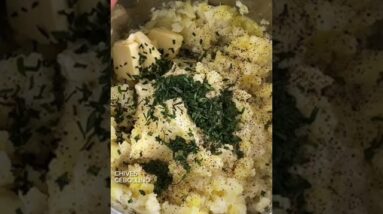 Creamy Mashed Potato Recipe With Cauliflower #shorts #mashedpotatorecipe #potatorecipe #potato #food