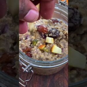 Apple Cinnamon Overnight Oats #shorts #apple #cinnamon #oats #oatsrecipe #oatsmeal #food #recipe