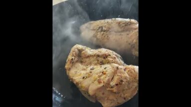 Souv Vide Chicken Breast #seasoningwithspices #cookingasmr #chicken #chickenbreastrecipe #cooking