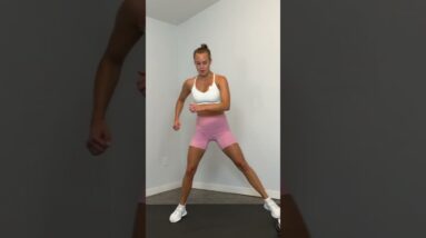 Benefits of plyometric training! Practice plyo exercises with Erica's 5-Day Bored Easily challenge
