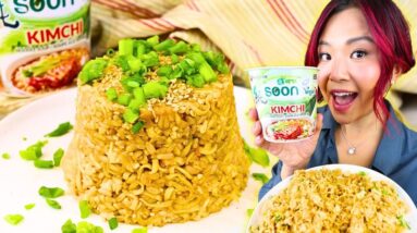 How to make INSTANT RAMEN FRIED RICE 🍜🍚 (Vegan Cup Noodle Fried Rice Recipe)