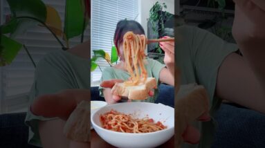 Spaghetti on white bread? Yay or Nay?! 🍝 #shorts #mukbang