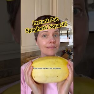 Instant Pot Spaghetti Squash (Low-Carb & So Easy)! 🍝