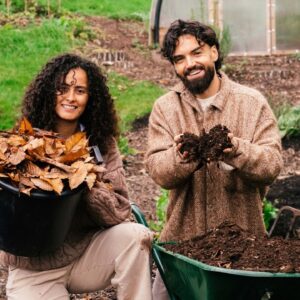 Smart Gardeners Don’t Buy Soil - They Do THIS Instead! 👨‍🌾 👩‍🌾