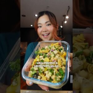 This Greek Pasta Salad has 33g of PROTEIN #shorts