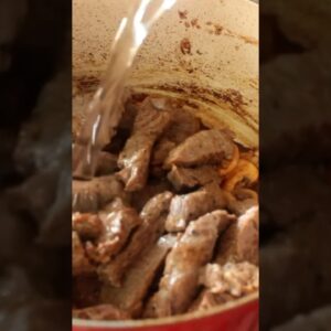 This Keto beef 🥩 stroganoff is better than the regular! Try it! #shorts