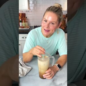 EASY BLENDED ICED COFFEE (NO SUGAR!)