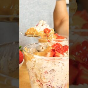 No-Cook Strawberry PB Oats That Make Mornings Easy