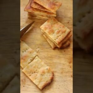 Try this 3 ingredient Keto crackers #shorts