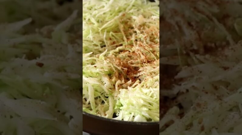 Cheesy Keto Bacon 🥓 Slaw #shorts