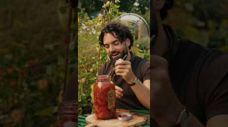 I’ve been eating tomatoes wrong my whole life 🤯 #shorts