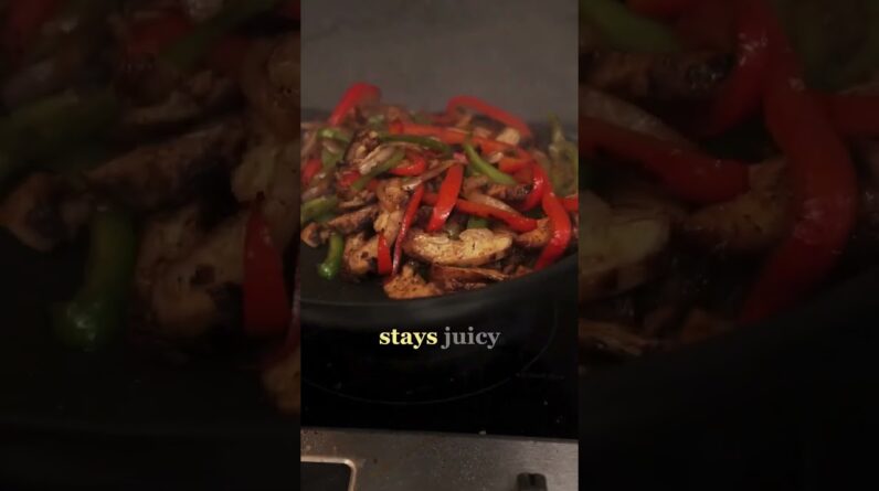Keto Chicken Fajita Bowl Recipe - Low Carb High Protein One Pan Meal