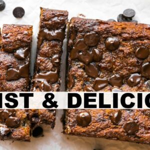 CHOCOLATE CHIP BANANA BREAD with cottage cheese (healthy recipe!)