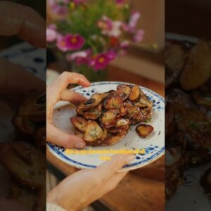 Only allowed my favourite breakfast once or twice a year😫have you seen these shrooms in the wild?