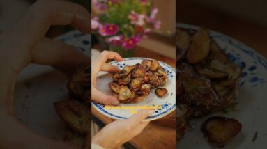 Only allowed my favourite breakfast once or twice a year😫have you seen these shrooms in the wild?
