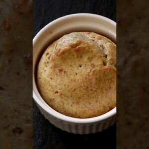 5 Ingredient Keto cheesy biscuit