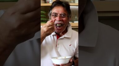 Cauliflower is the new MACARONI so enjoy this Keto Mac & Cheese!