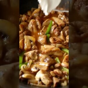 Keto Chicken Stroganoff