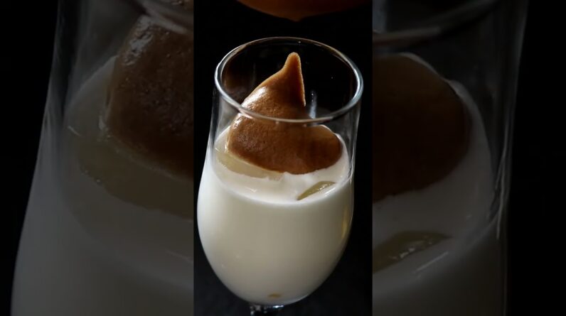 Remember the viral DALGONA coffee?  Did you ever try it?