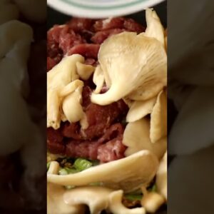 Do you like Thai food?  Try this Keto friendly Thai style fried rice