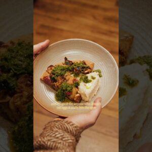 In the weeks after giving birth, this frittata was a staple in our meal prep rotation. 🌿 #shorts