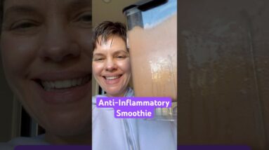 Anti-Inflammatory Chocolate Mint Smoothie (25 Grams Protein) #antiinflammatorydiet #smoothierecipes